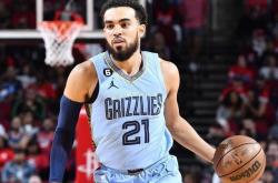 开云体育官方网站-篮球风云人物前场中锋火力全开