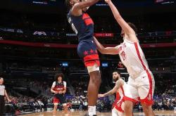 开云体育官方网站-开拓者全队发威击败奇才保持不败